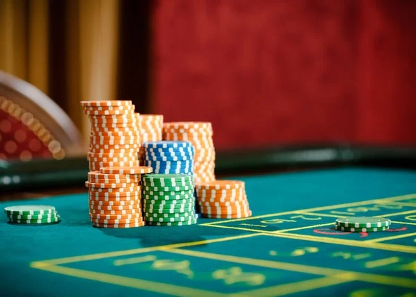 VIP tiers unlock higher cashback and exclusive bonuses VIP tier progression and weekly cashback on viral77